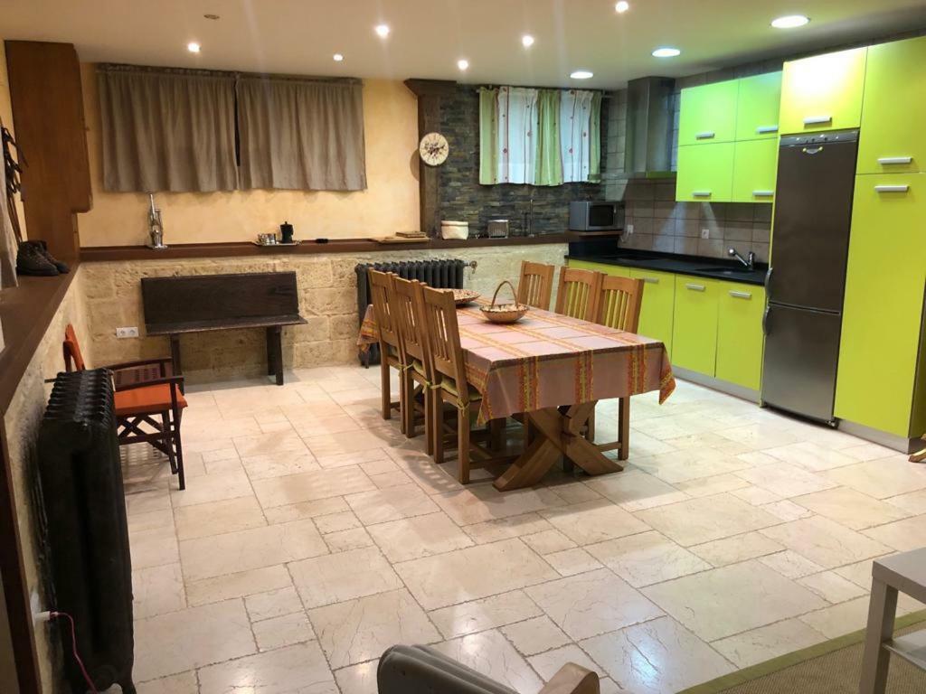 Apartamento Con Jardin Ezcaray Exterior photo