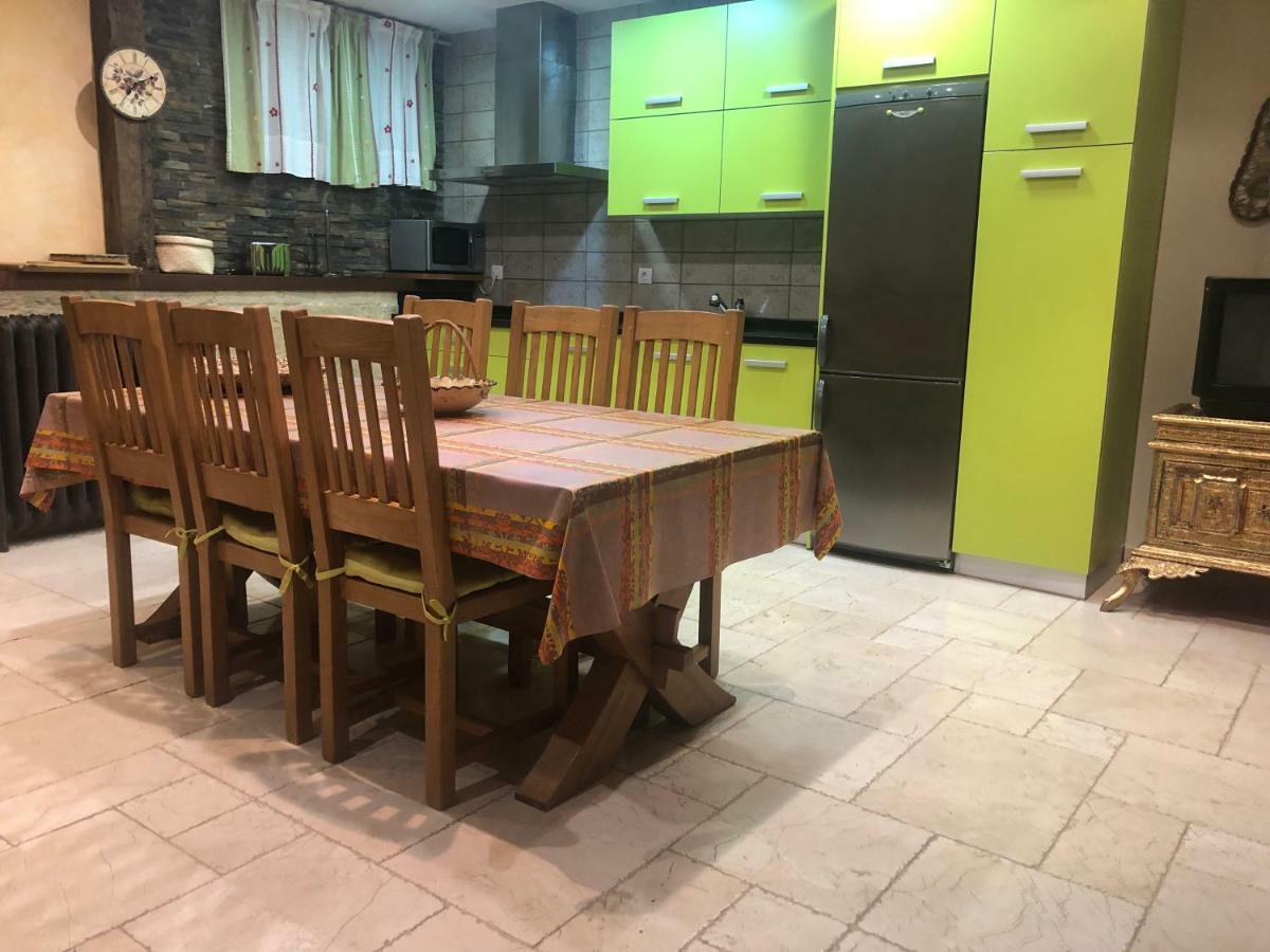 Apartamento Con Jardin Ezcaray Exterior photo